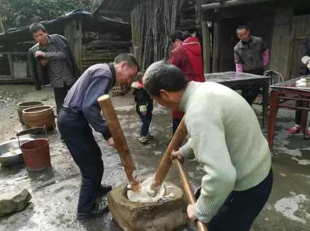 今年首次踏足乡村，糍粑销售开启新篇章