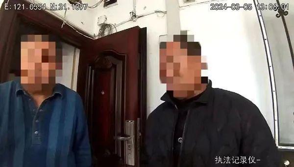 男子入室盗窃遭遇房主激情时刻，一场意外的碰撞